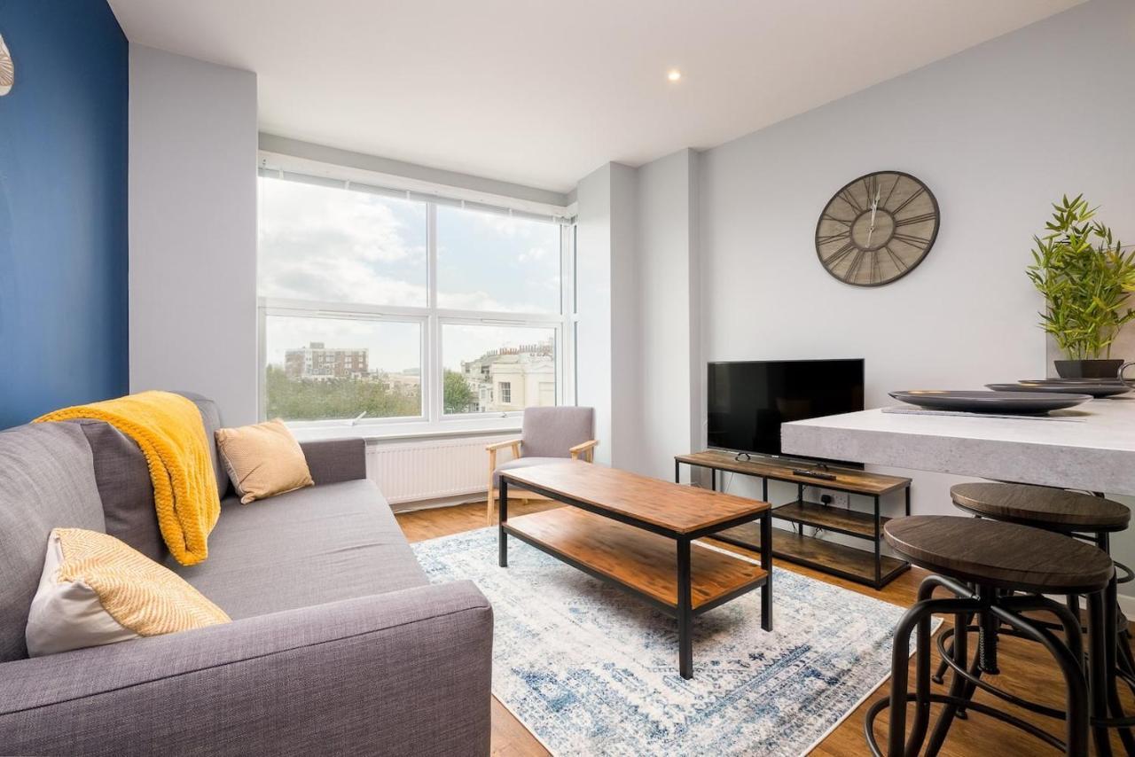 Modern Apartments With Sea Views, Steps From Brighton Beach & The Royal Pavilion Exterior photo