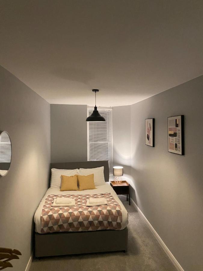 Modern Apartments With Sea Views, Steps From Brighton Beach & The Royal Pavilion Exterior photo