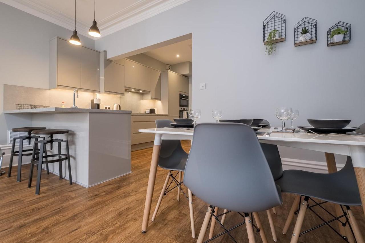Modern Apartments With Sea Views, Steps From Brighton Beach & The Royal Pavilion Exterior photo