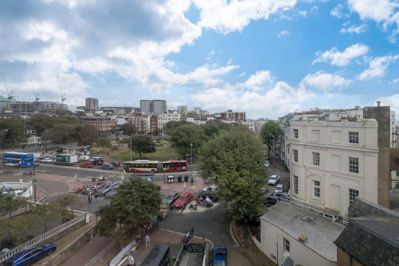 Modern Apartments With Sea Views, Steps From Brighton Beach & The Royal Pavilion Exterior photo