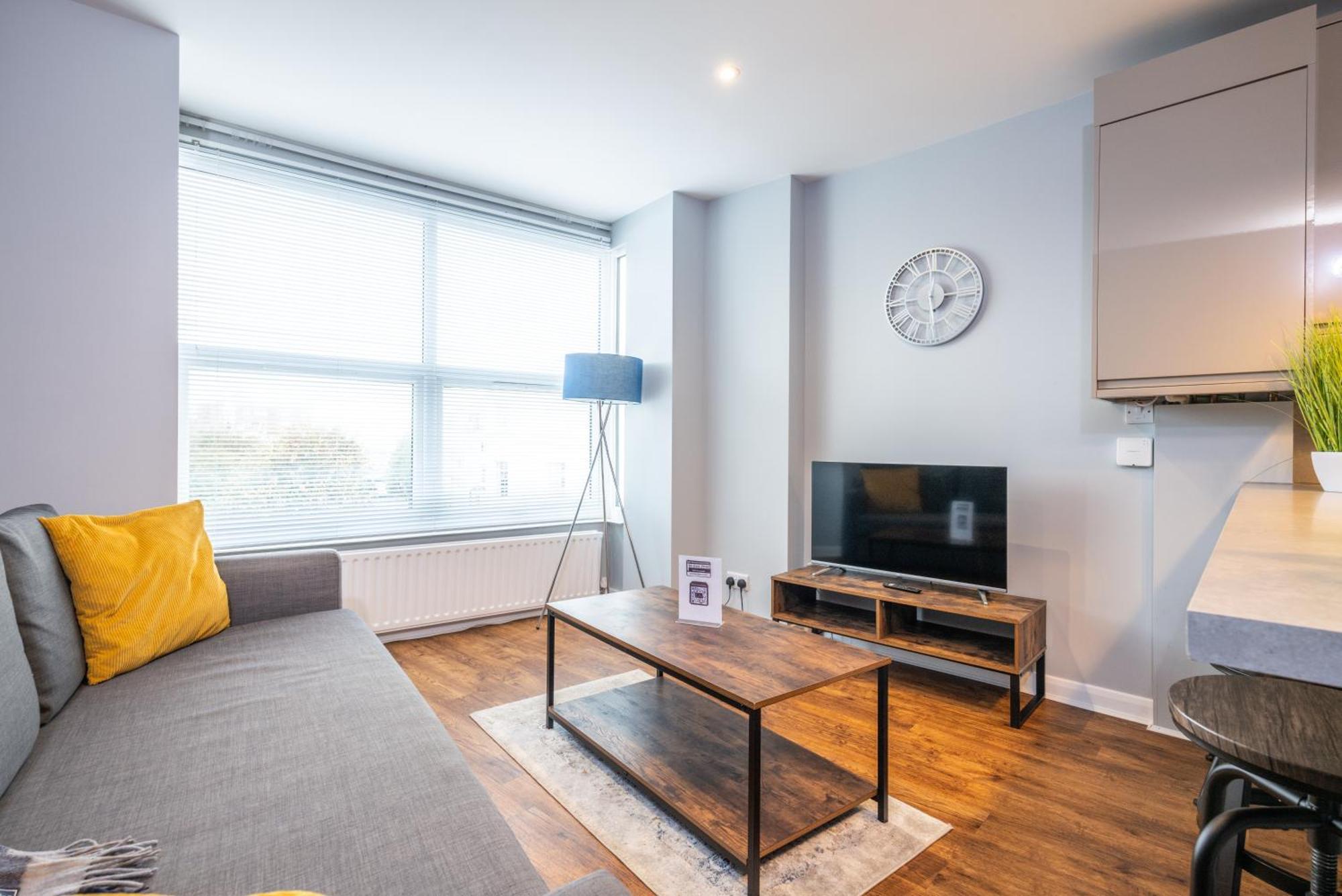 Modern Apartments With Sea Views, Steps From Brighton Beach & The Royal Pavilion Exterior photo